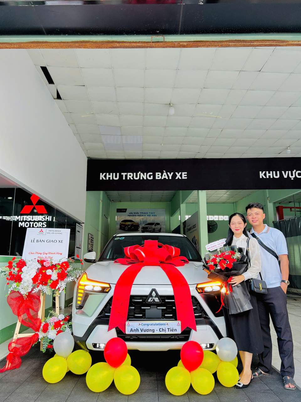 1 2 Mitsubishi Xforce