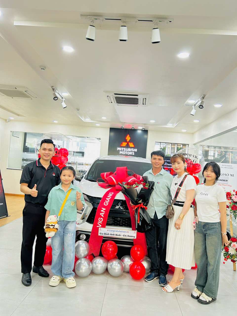 12 Mitsubishi Xpander
