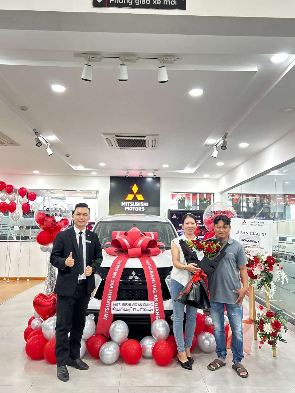 16 Mitsubishi Xpander