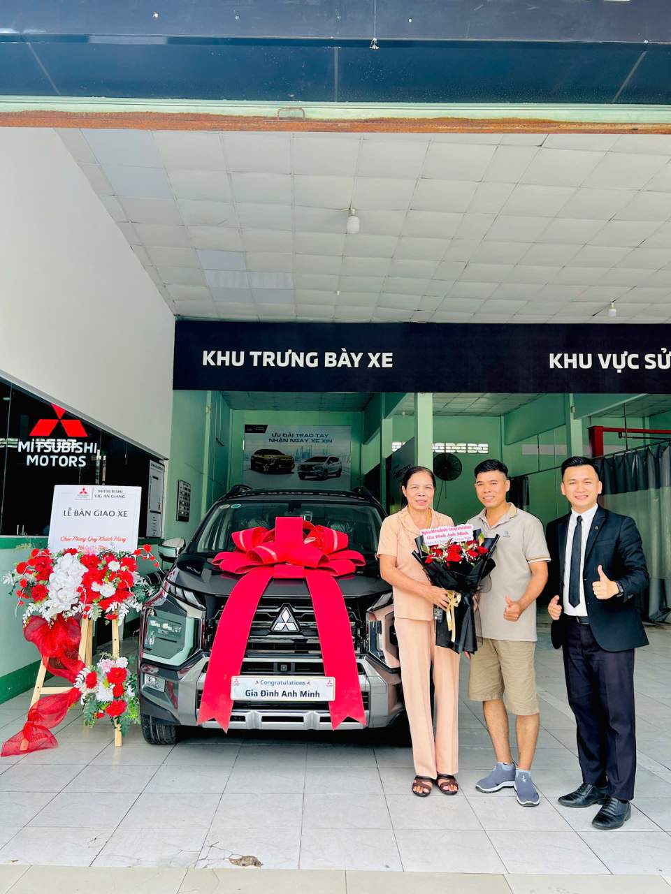 6 2 Mitsubishi Xpander Cross