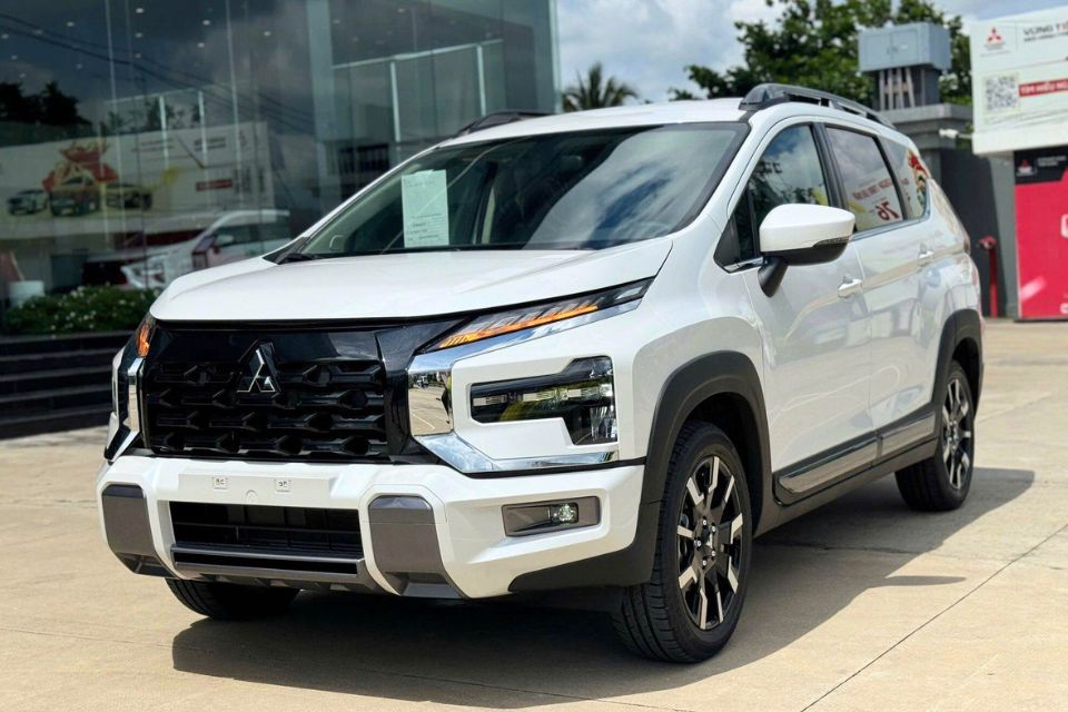 mitsubishi xpander cross 2 1 Mitsubishi Xpander Cross